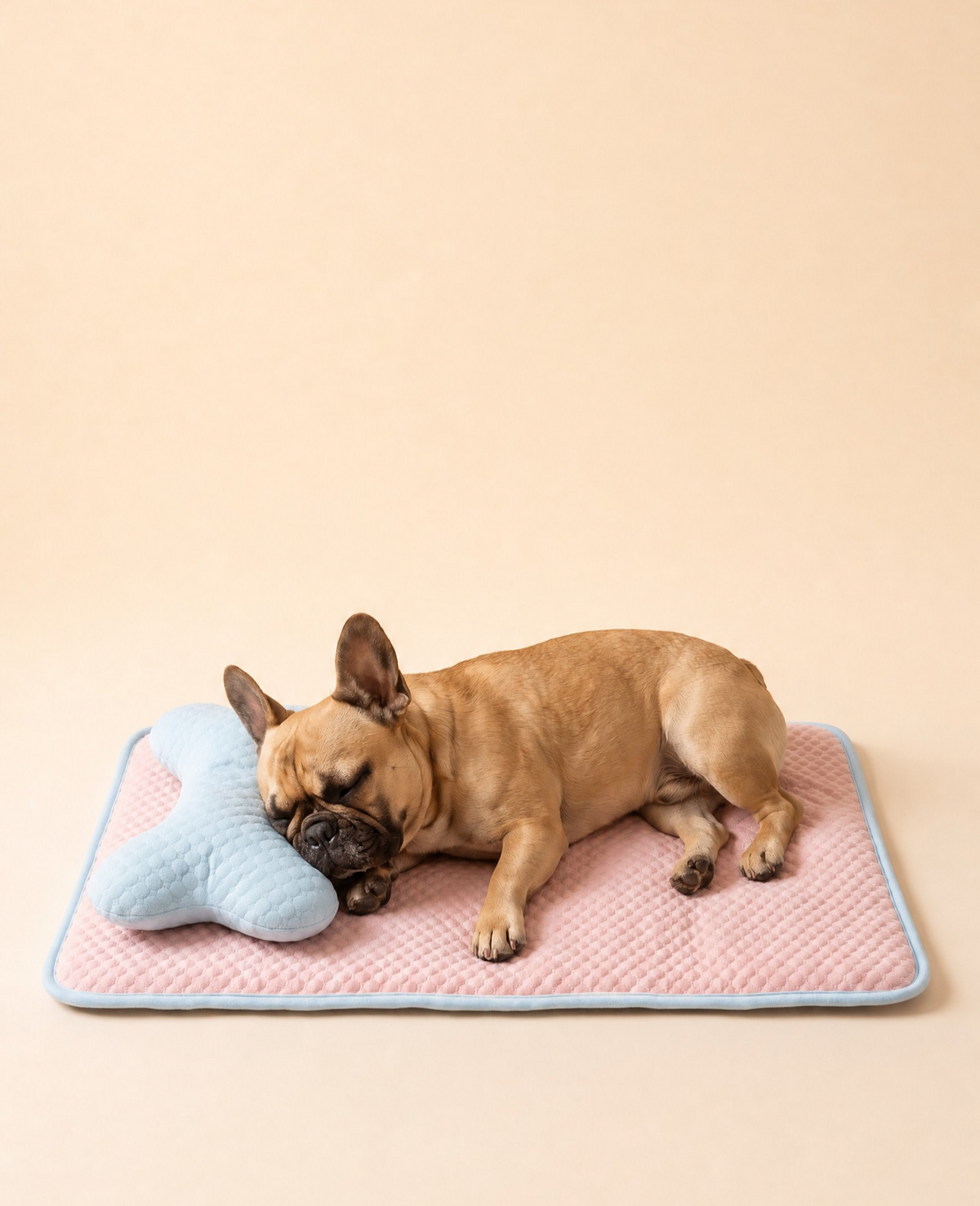 Cool-Touch Cooling Mat + Cuddle Pillow | The Good Rest Co.